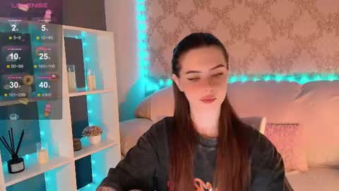 Mia online show from June 13, 2026, 4:10 am