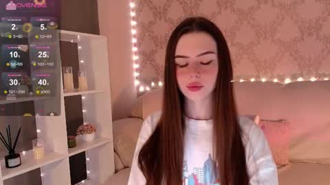 Mia online show from June 15, 2026, 3:42 am