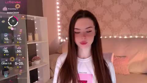 Mia online show from June 27, 2026, 3:11 am