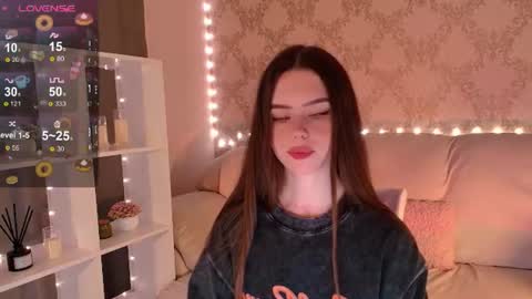 Mia online show from August 7, 2026, 4:14 am