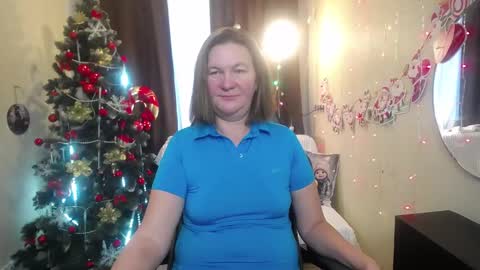 holymilfa online show from December 18, 2024, 10:40 am