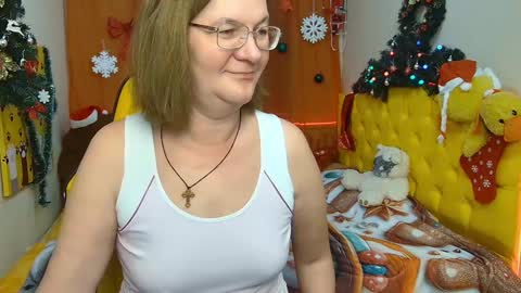 holymilfa online show from December 24, 2024, 11:06 am