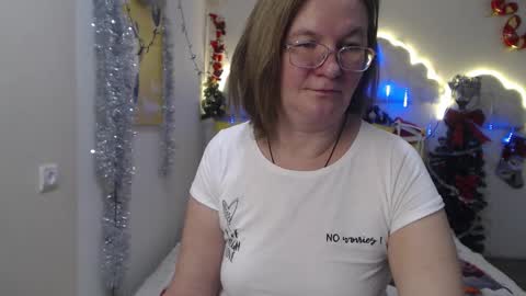 holymilfa online show from December 29, 2024, 10:34 am