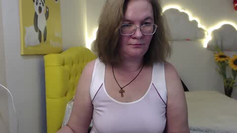 holymilfa online show from February 7, 2025, 5:18 pm