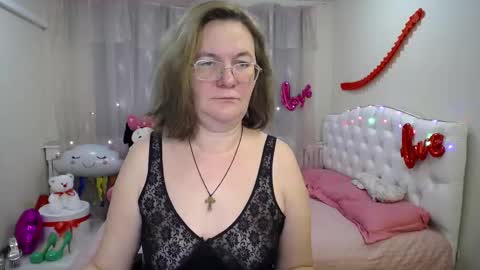 holymilfa online show from February 16, 2025, 1:49 pm