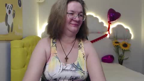 holymilfa online show from February 22, 2025, 7:56 am