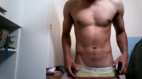 Snapshot of homchard chatting on June 11, 2026, 9:35 pm juan chard homme online show from June 11, 2026, 9:35 pm