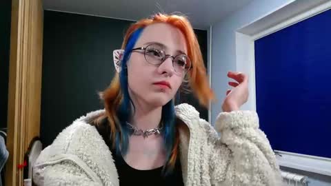 Snapshot of honelin chatting on December 16, 2024, 4:05 pm Honelints boyblonde hair AsterMIntfemboybrown hair online show from December 16, 2024, 4:05 pm