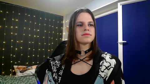 Snapshot of honelin chatting on January 8, 2025, 9:12 pm Honelints boyblonde hair AsterMIntfemboybrown hair online show from January 8, 2025, 9:12 pm