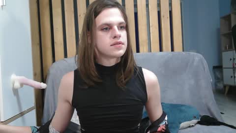 Snapshot of honelin chatting on January 9, 2025, 11:34 pm Honelints boyblonde hair AsterMIntfemboybrown hair online show from January 9, 2025, 11:34 pm