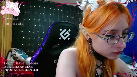 Snapshot of honelin chatting on February 14, 2025, 8:59 pm Honelints boyblonde hair AsterMIntfemboybrown hair online show from February 14, 2025, 8:59 pm