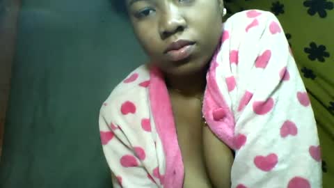 Snapshot of honeria98 chatting on July 2, 2026, 4:51 am honeria98 online show from July 2, 2026, 4:51 am