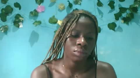 Queen online show from September 21, 2025, 6:15 am