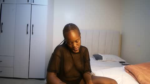 honey drop online show from April 4, 2026, 7:44 pm