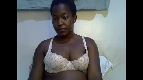 Snapshot of honey_dropp1 chatting on May 18, 2026, 9:20 pm honey_dropp1 online show from May 18, 2026, 9:20 pm