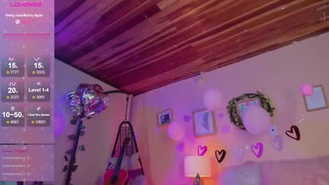 Snapshot of honey_fox01 chatting on February 26, 2025, 5:09 am HONEY online show from February 26, 2025, 5:09 am