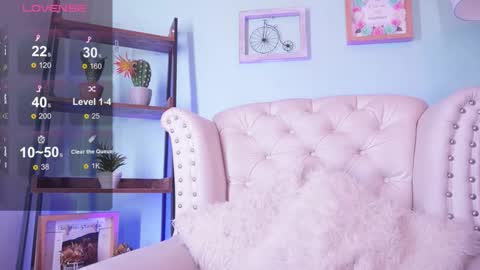 Snapshot of honey_fox01 chatting on February 7, 2026, 9:18 pm HONEY online show from February 7, 2026, 9:18 pm