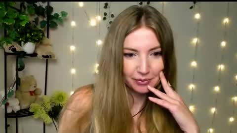 Lily online show from July 10, 2026, 7:34 am