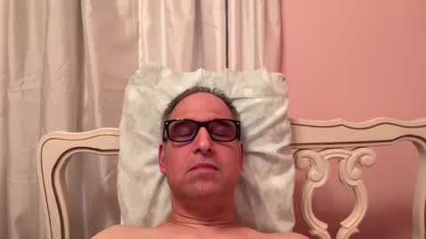 honey_man14 online show from February 8, 2025, 4:36 pm