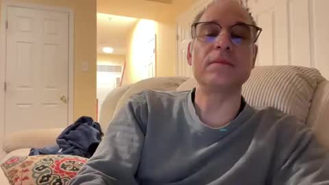 honey_man14 online show from February 17, 2025, 11:20 pm