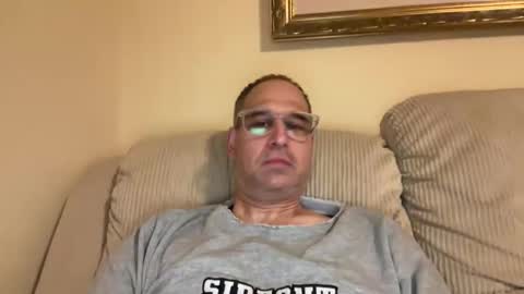 honey_man14 online show from May 14, 2026, 2:07 am