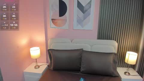 honey_sofii_ online show from September 26, 2025, 11:47 am