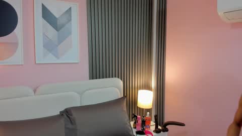 honey_sofii_ online show from October 3, 2025, 11:18 am