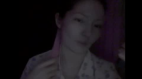 honey_yuzu online show from November 8, 2025, 11:43 am