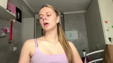 Klara online show from June 12, 2026, 10:25 am