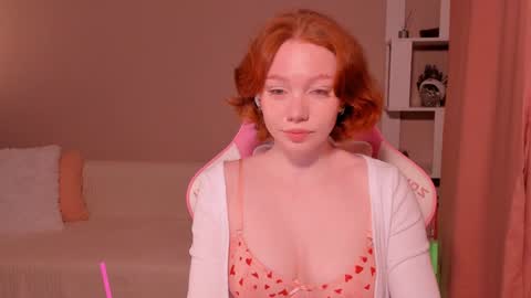 honeyautumn online show from December 25, 2024, 12:27 am