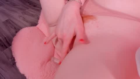 honeyautumn online show from March 1, 2025, 3:43 am