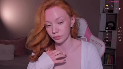 Snapshot of honeyautumn chatting on April 25, 2026, 10:07 pm honeyautumn online show from April 25, 2026, 10:07 pm