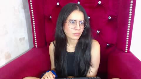 Emily online show from December 5, 2025, 3:41 pm