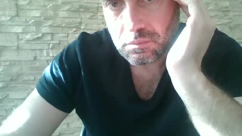 Snapshot of honeydaddyforyou chatting on December 30, 2024, 1:47 pm honeydaddyforyou online show from December 30, 2024, 1:47 pm