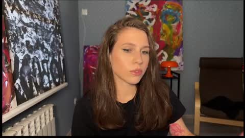 Snapshot of honeyed_hazze chatting on June 26, 2026, 2:43 pm honeyed_hazze online show from June 26, 2026, 2:43 pm