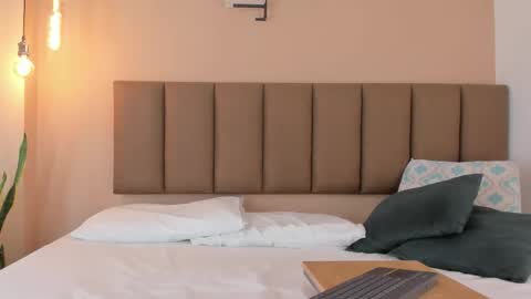 honeygray02 online show from October 14, 2025, 12:17 pm