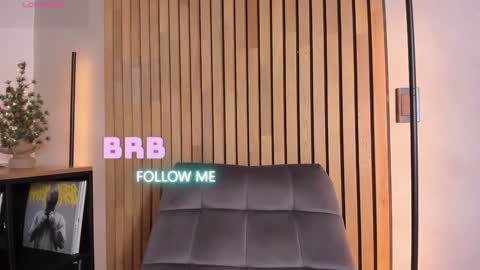 Sofia independent model online show from December 23, 2024, 2:17 pm