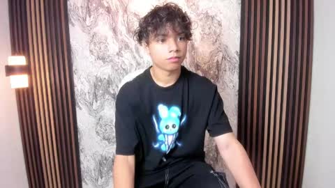 honeymoon_sariel online show from April 20, 2026, 1:47 pm