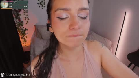       online show from March 7, 2025, 11:27 pm