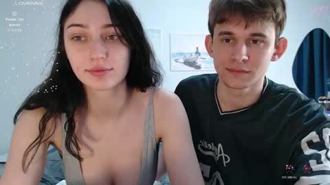 Noah and Sophie online show from April 17, 2026, 7:06 pm