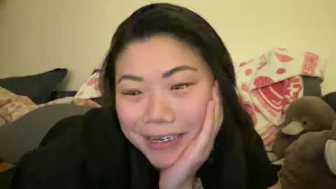 Snapshot of honeysunshineneko chatting on February 9, 2026, 5:44 am HoneySunshineNeko online show from February 9, 2026, 5:44 am