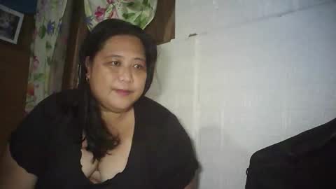 Snapshot of honeyvonz chatting on January 17, 2026, 7:06 pm Merry online show from January 17, 2026, 7:06 pm