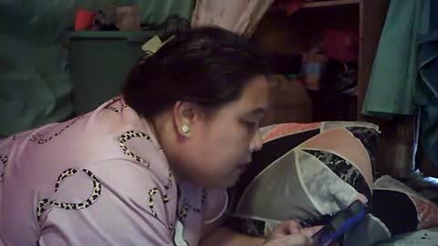 Snapshot of honeyvonz chatting on June 30, 2026, 1:28 am Merry online show from June 30, 2026, 1:28 am