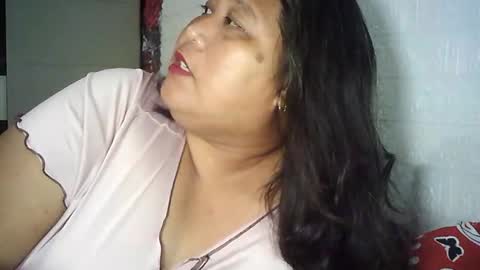 Snapshot of honeyvonz chatting on July 19, 2026, 10:35 pm Merry online show from July 19, 2026, 10:35 pm