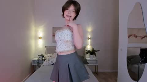 honeywink online show from June 8, 2026, 2:28 pm
