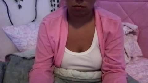 honeyyy89 online show from April 21, 2026, 1:53 am