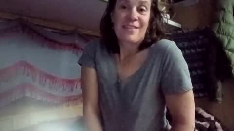 hoodoou online show from March 18, 2026, 8:39 am