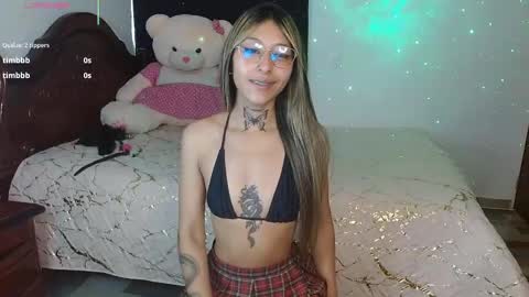 Hoollly Jones online show from October 10, 2025, 2:49 pm