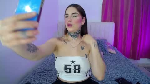 Snapshot of hoot_alicee chatting on June 5, 2026, 11:32 pm ONLYFANS online show from June 5, 2026, 11:32 pm