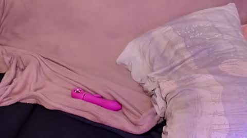 Roxy online show from January 27, 2025, 4:33 pm